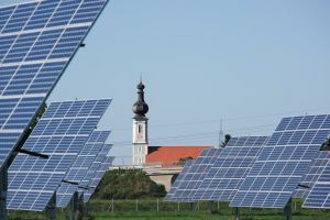 Český solárny škandál. Audit odhalil nesprávne nastavené výkupné ceny elektriny